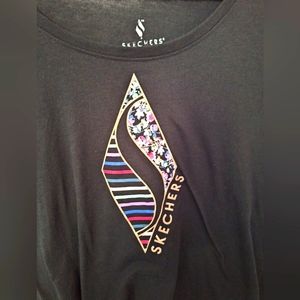 Skechers * Woman Tee Shirt Size XL